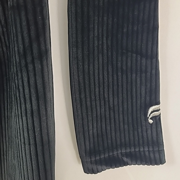 NEW Fabletics Plush Rib Hooded Black Zip One Piece Wide Leg Jumpsuit Size XXL - Picture 4 of 8